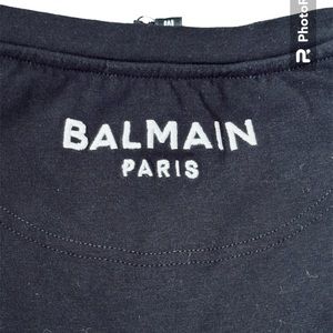BALMAIN***Embroidered Logo V-Neck Men’s T-Shirt***Med. $489